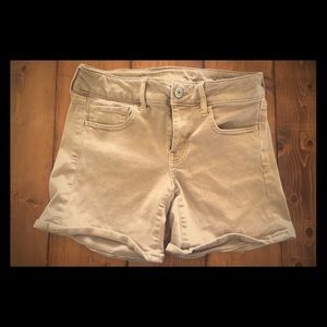 American Eagle khaki shorts